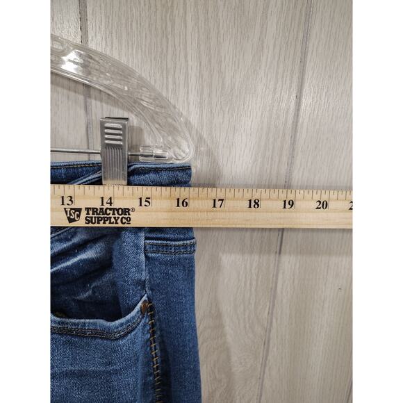 Judy Blue Boyfriend Fit Embroidered Distressed Western Cowgirl Denim Jeans 15/32 - Picture 6 of 8